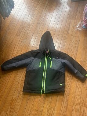 Swiss Tech Black & Gray Hooded Puffer Jacket with Neon Green Accents